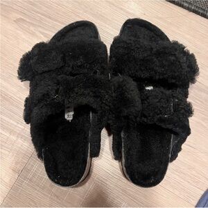 NWOT Birkenstock Arizona Shearling Sandals